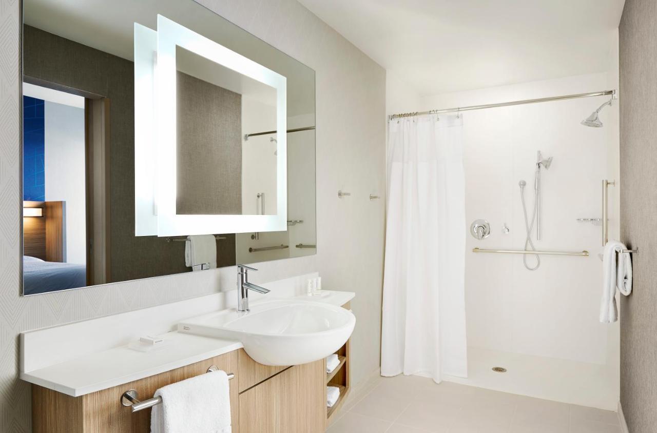 Springhill Suites By Marriott Springfield North מראה חיצוני תמונה